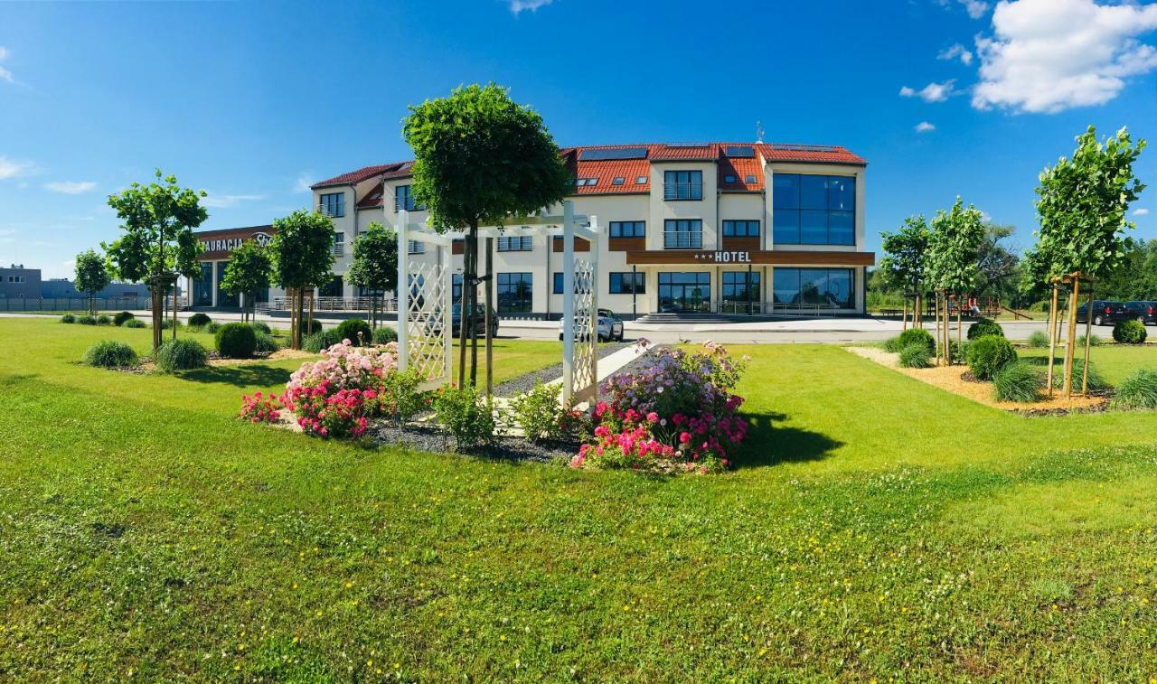 Hotel & Browar Slociak Opole Exterior foto